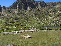 See mit Wassergras und Pic de Gargantillar